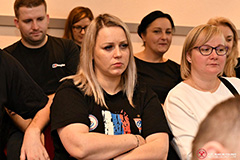 Uczestnicy warsztatów w sali konferencyjnej
